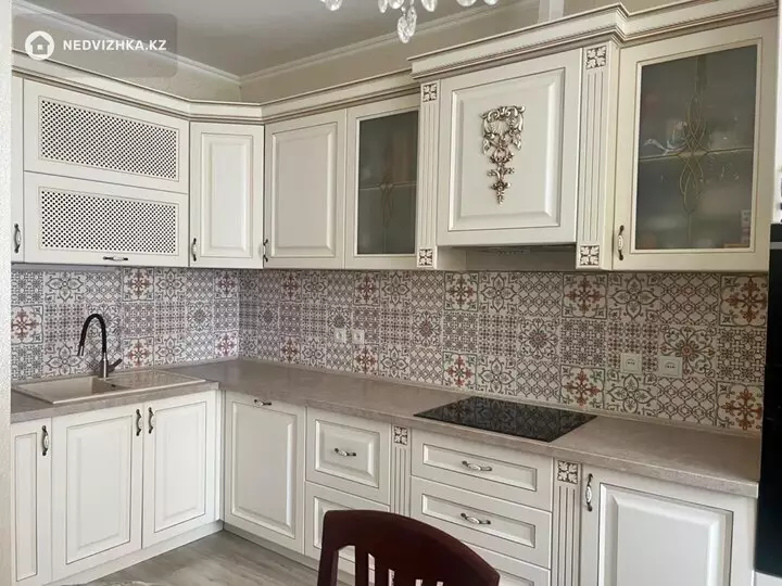 2-комнатная квартира, этаж 5 из 18, 98 м², фотография 4