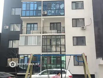 2-комнатная квартира, этаж 5 из 10, 54 м², На длительный срок