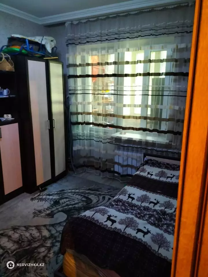 3-комнатная квартира, этаж 1 из 5, 67 м², фотография 3