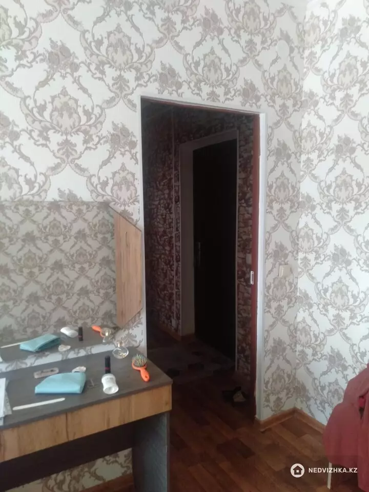 2-комнатная квартира, этаж 1 из 5, 49 м², фотография 2