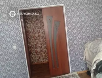 2-комнатная квартира, этаж 1 из 5, 49 м², миниатюра 6