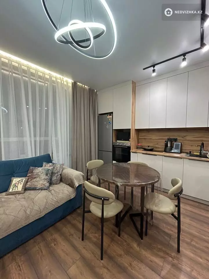 2-комнатная квартира, этаж 8 из 9, 52 м²