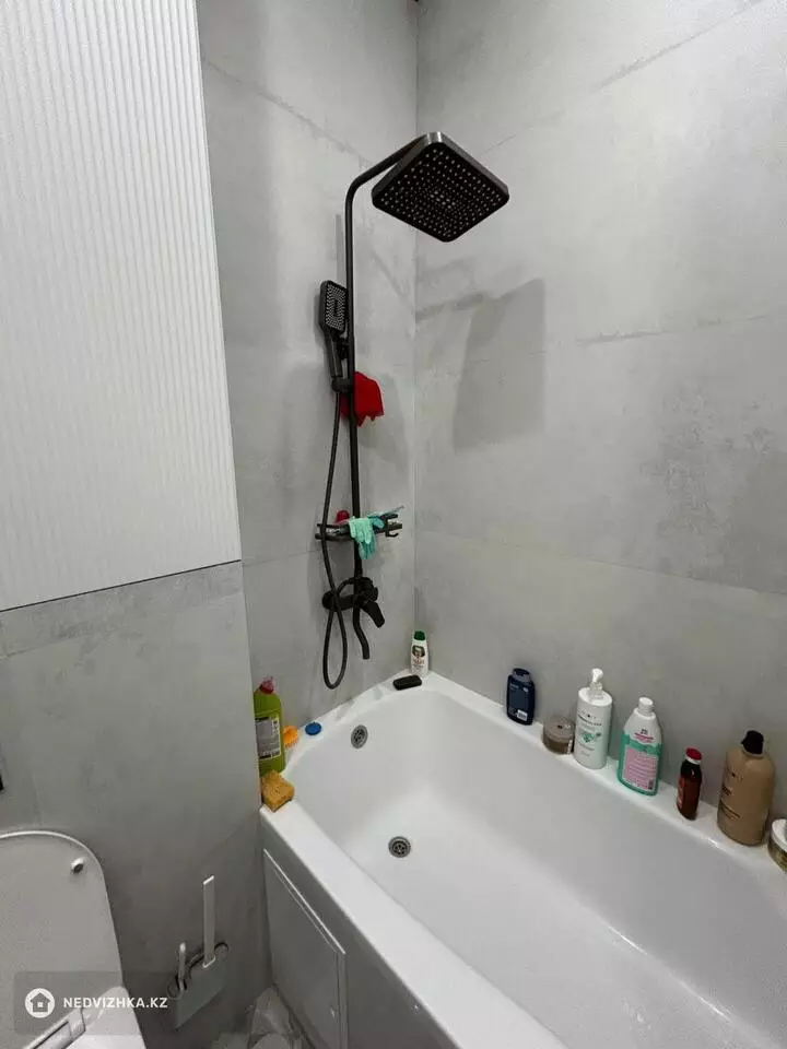 2-комнатная квартира, этаж 8 из 9, 52 м², фотография 4