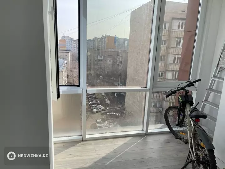 3-комнатная квартира, этаж 6 из 20, 111 м², фотография 2