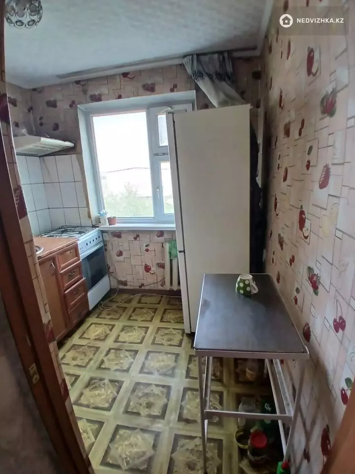 2-комнатная квартира, этаж 4 из 5, 45 м², На длительный срок, фотография 4