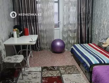 2-комнатная квартира, этаж 4 из 5, 45 м², На длительный срок