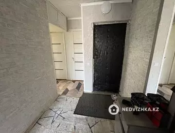 3-комнатная квартира, этаж 1 из 2, 55 м²