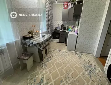 3-комнатная квартира, этаж 1 из 2, 55 м²