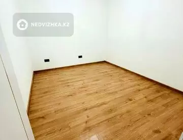 3-комнатная квартира, этаж 7 из 13, 56 м², миниатюра 6