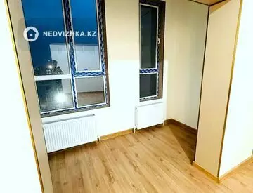 3-комнатная квартира, этаж 7 из 13, 56 м², миниатюра 11
