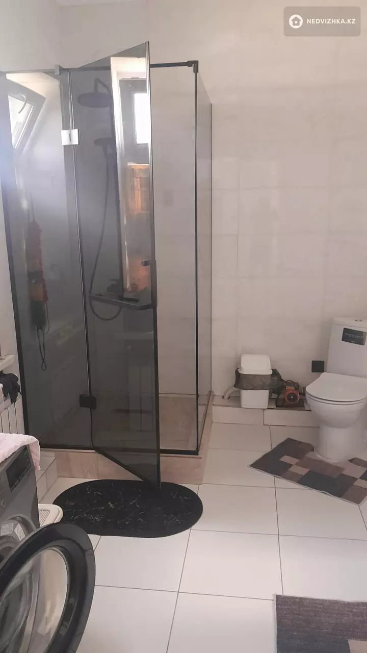 6-комнатный дом, 12 соток, 242 м², фотография 3