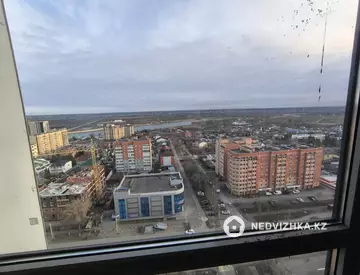 2-комнатная квартира, этаж 16 из 19, 52 м², миниатюра 3