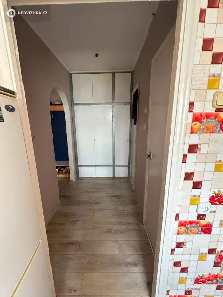 2-комнатная квартира, этаж 6 из 6, 52 м², фотография 3