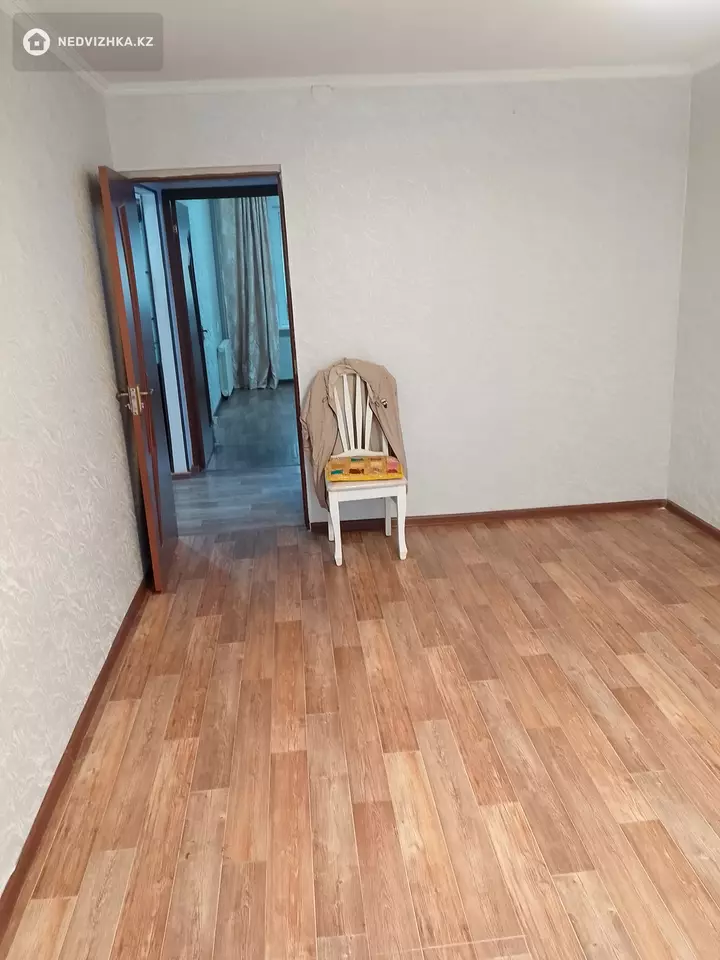 2-комнатная квартира, этаж 1 из 5, 51 м², фотография 3