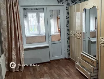 2-комнатная квартира, этаж 1 из 5, 51 м²