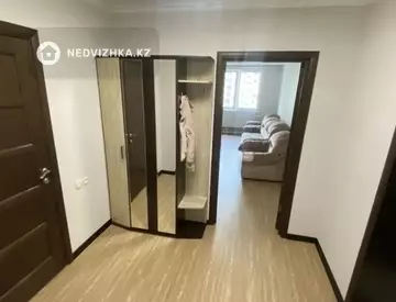 2-комнатная квартира, этаж 5 из 21, 65 м², миниатюра 10