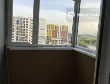 2-комнатная квартира, этаж 5 из 21, 65 м², миниатюра 12