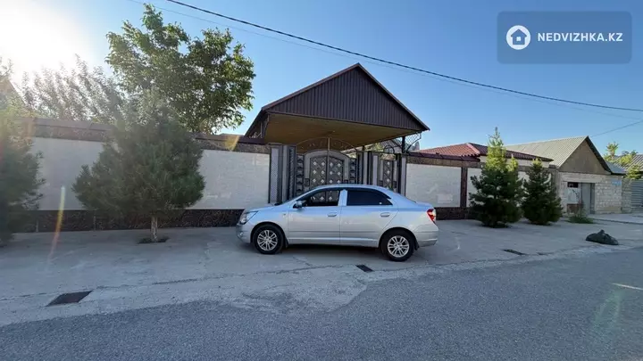 5-комнатный дом, 10 соток, 228 м²