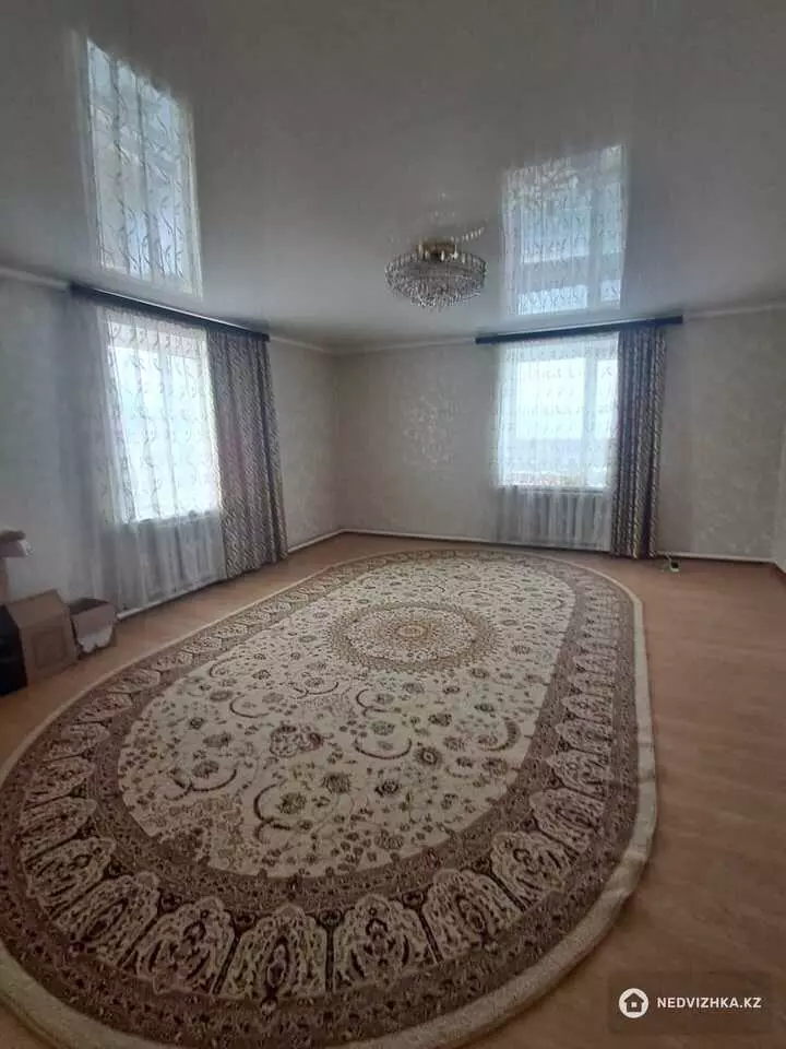 10-комнатный дом, 6 соток, 458 м², фотография 4