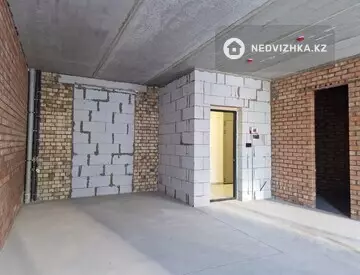 2-комнатная квартира, этаж 7 из 7, 58 м², миниатюра 4