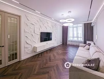 3-бөлмелі пәтер, қабат 12 барлық қабат саны 12, 95 м², 1-нобай