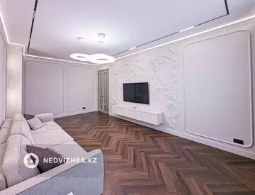 3-бөлмелі пәтер, қабат 12 барлық қабат саны 12, 95 м², 3-нобай