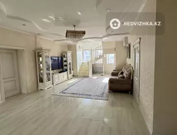 5-комнатный дом, 8 соток, 230 м², миниатюра 1