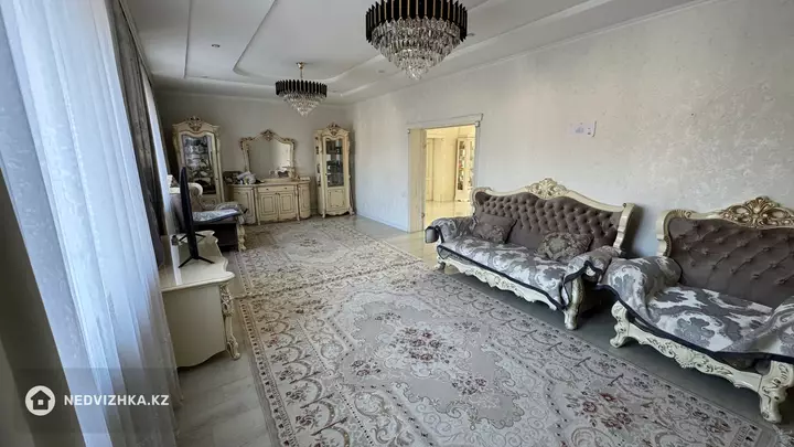 5-комнатный дом, 8 соток, 230 м², фотография 5