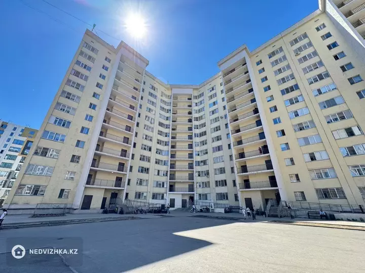 2-комнатная квартира, этаж 2 из 13, 72 м²