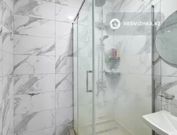 2-комнатная квартира, этаж 2 из 13, 72 м², миниатюра 7