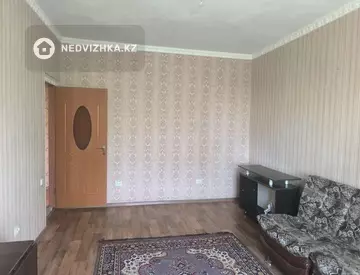 3-комнатная квартира, этаж 4 из 5, 65 м², миниатюра 5