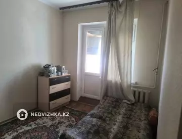 3-комнатная квартира, этаж 4 из 5, 65 м², миниатюра 8