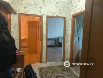3-комнатная квартира, этаж 4 из 5, 65 м², миниатюра 9