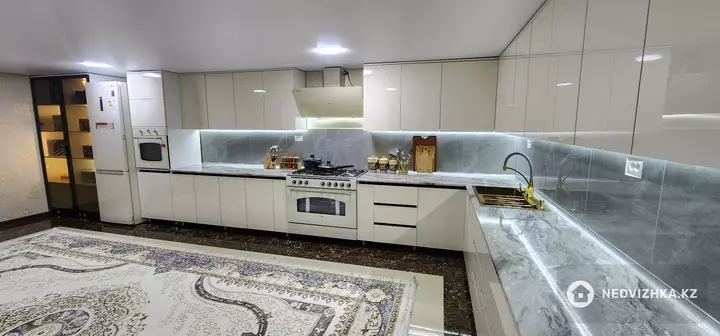 8-комнатный дом, 20 соток, 300 м², На длительный срок, фотография 3