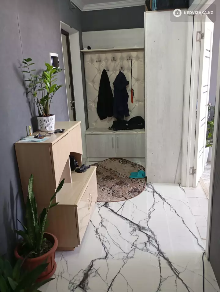 2-комнатная квартира, этаж 15 из 16, 52 м², фотография 3