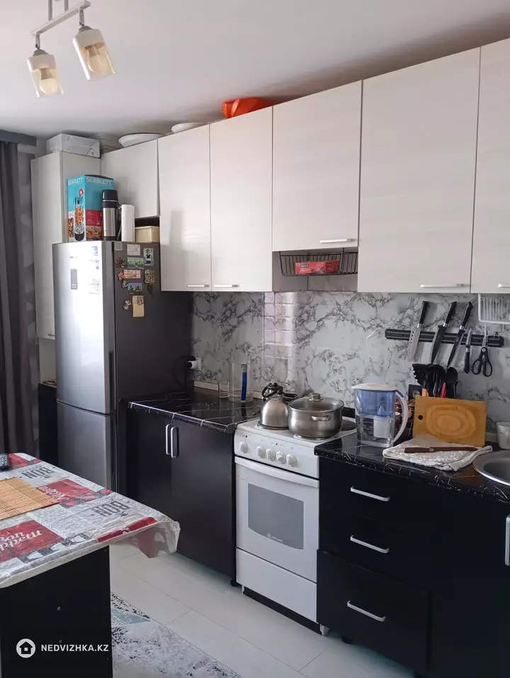 2-комнатная квартира, этаж 15 из 16, 52 м², фотография 4