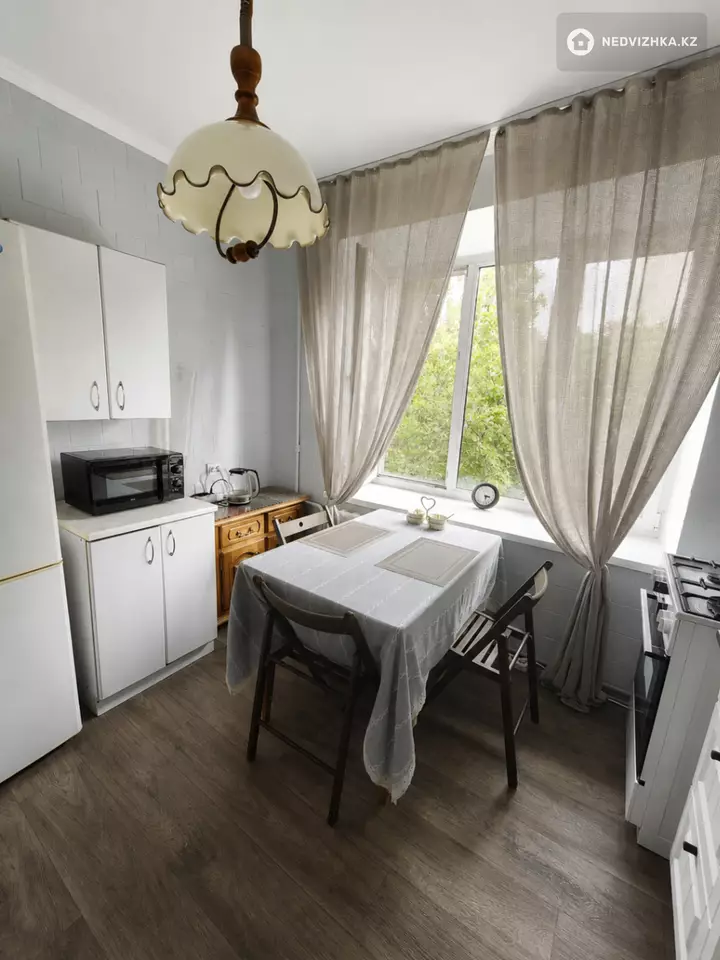 3-комнатная квартира, этаж 4 из 4, 75 м²