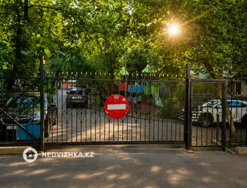 3-комнатная квартира, этаж 4 из 4, 75 м², миниатюра 11