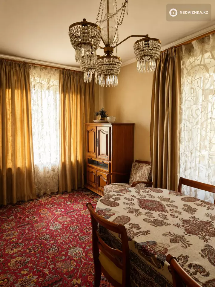 3-комнатная квартира, этаж 4 из 4, 75 м², фотография 4