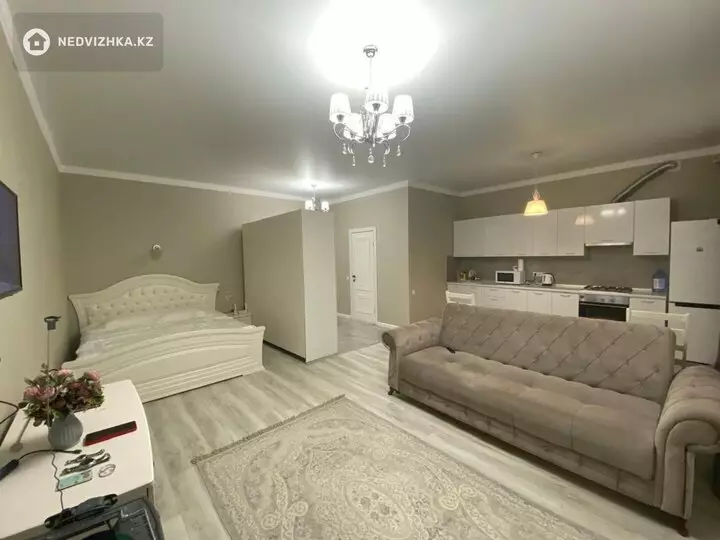 1-комнатная квартира, этаж 3 из 10, 47 м², фотография 4