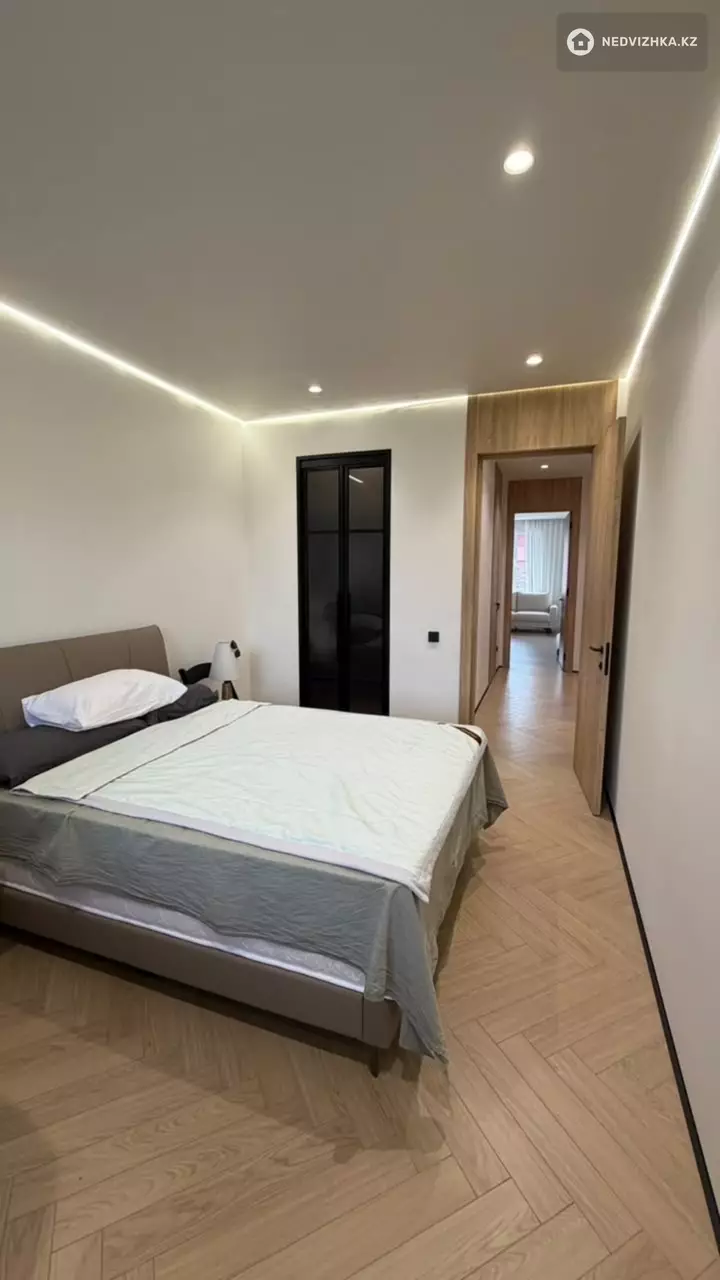 5-комнатная квартира, этаж 5 из 6, 142 м², фотография 4
