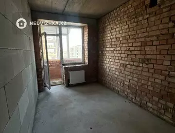 1-комнатная квартира, этаж 12 из 12, 34 м², миниатюра 7
