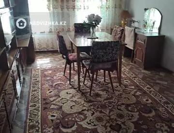 6-комнатный дом, 7.4 соток, 92 м²