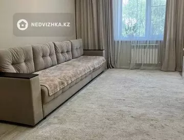 2-комнатная квартира, этаж 3 из 4, 65 м²