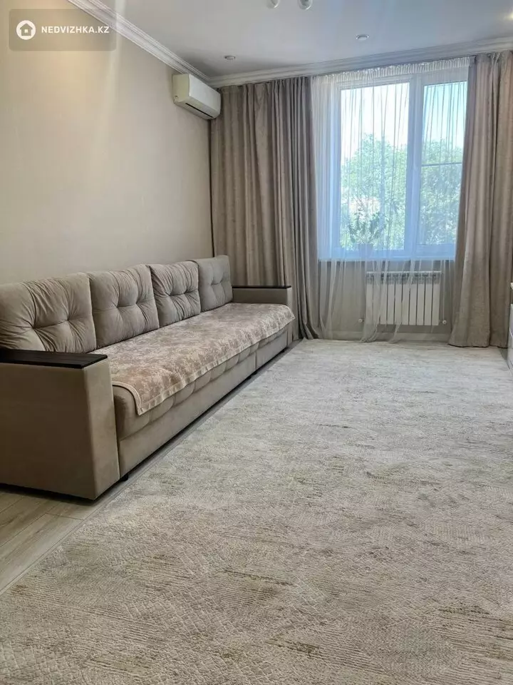 2-комнатная квартира, этаж 3 из 4, 65 м², фотография 2