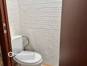 2-комнатная квартира, этаж 4 из 5, 55 м², миниатюра 7
