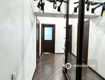 3-комнатная квартира, этаж 7 из 18, 130 м², миниатюра 6