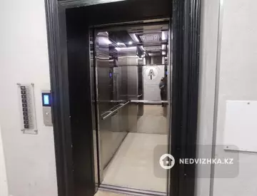 2-комнатная квартира, этаж 4 из 10, 58 м², миниатюра 6