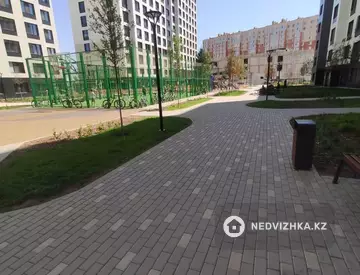 2-комнатная квартира, этаж 5 из 14, 56 м², миниатюра 4