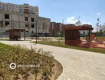 2-комнатная квартира, этаж 5 из 14, 56 м², миниатюра 10